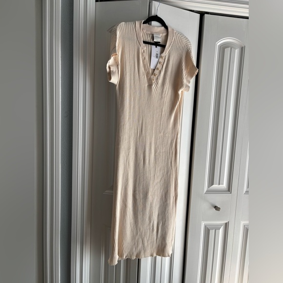 NWT - Varley Cream Ribbed Maxi Dress - Picture 3 of 5